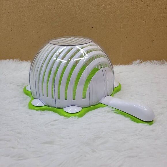 Urban Trend Smart Cut Salad - Rinse, Cut & Serve - Picture 1 of 6